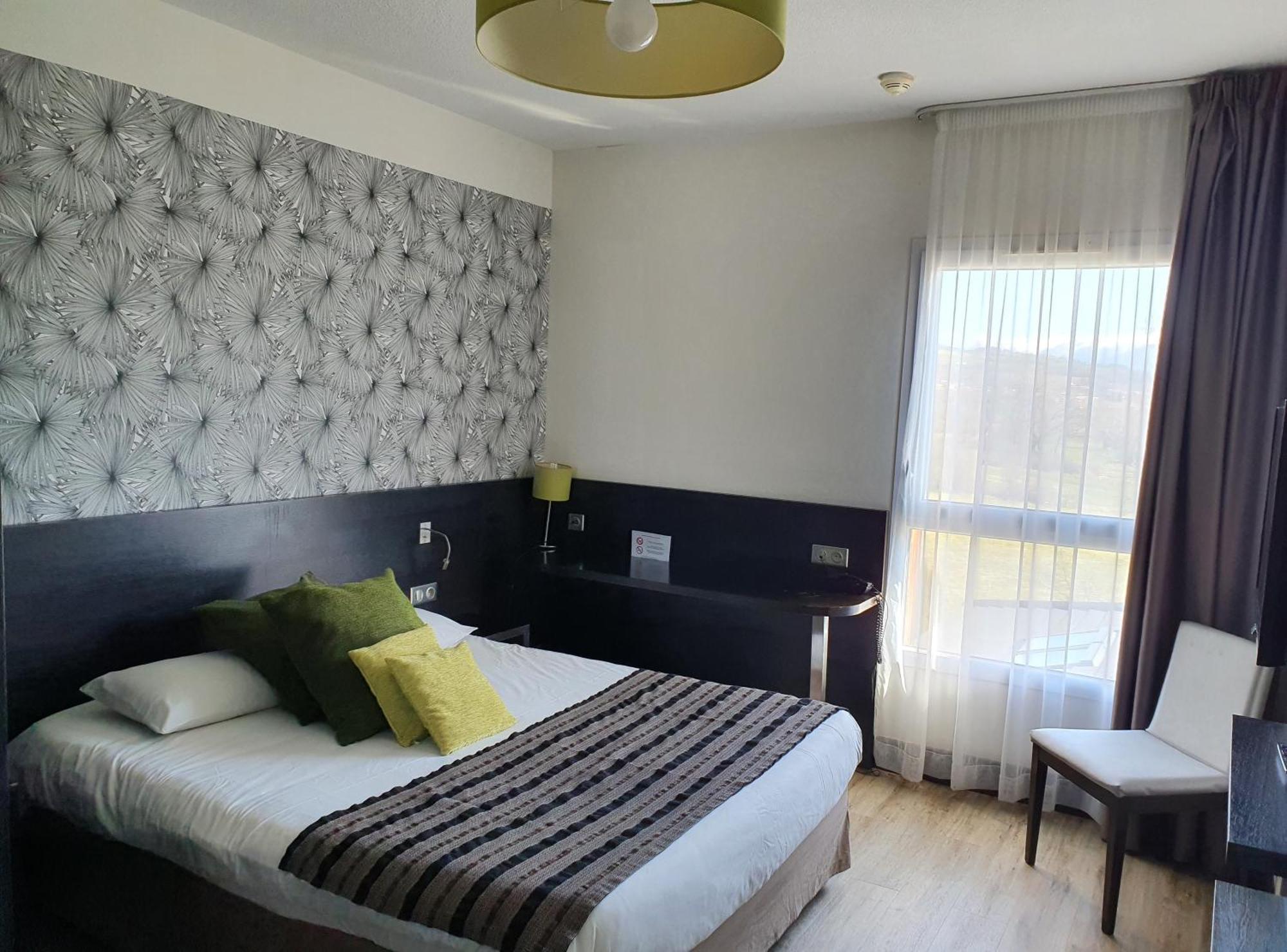 Ax Hotel Spa & Restaurant Шорж Экстерьер фото